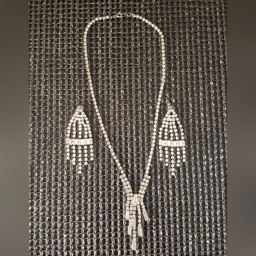 Austrian Crystals Necklace Chandelier Earrings Set